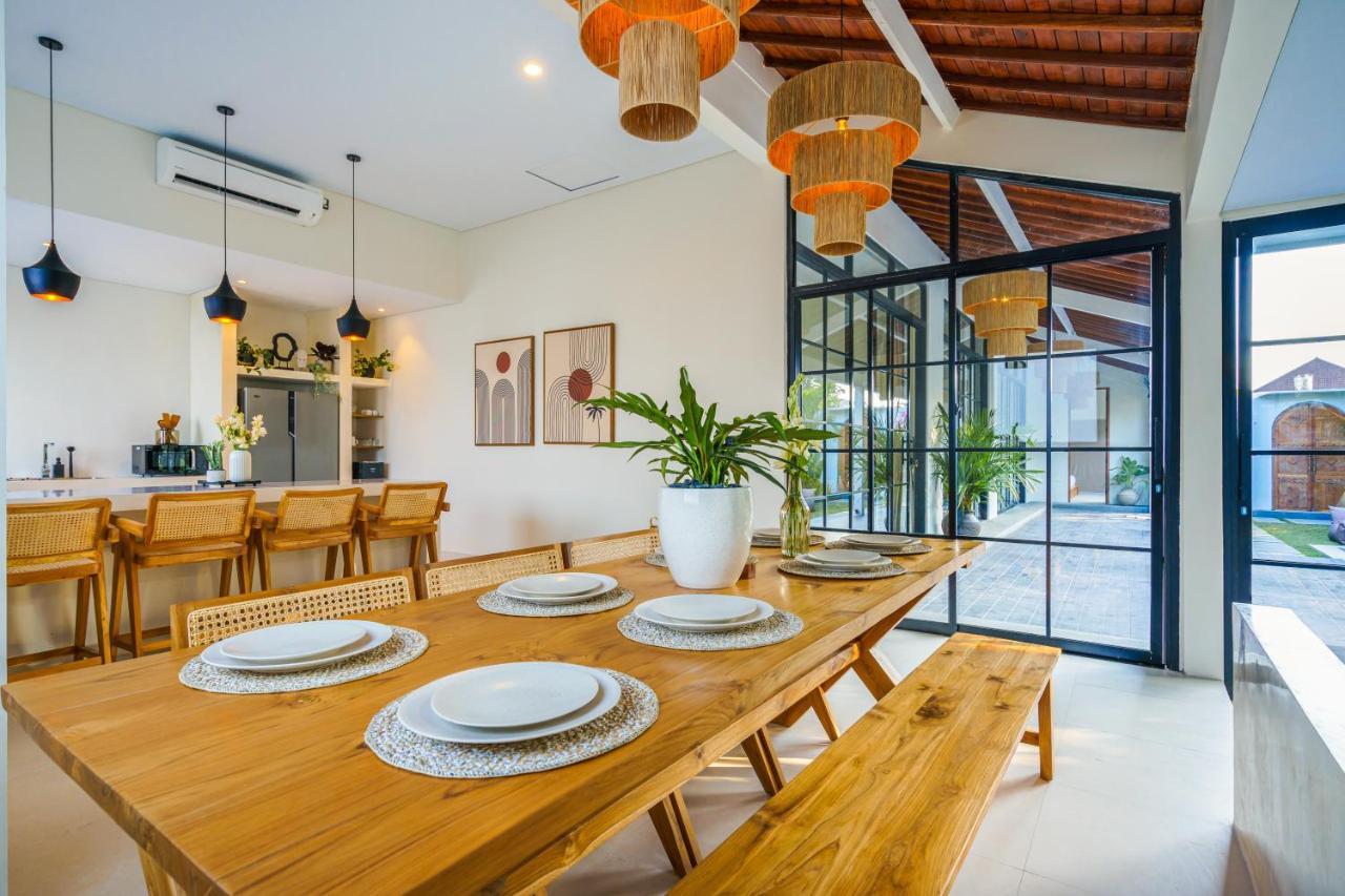 Cahya 2 - New 4bdr Canggu (Bali)