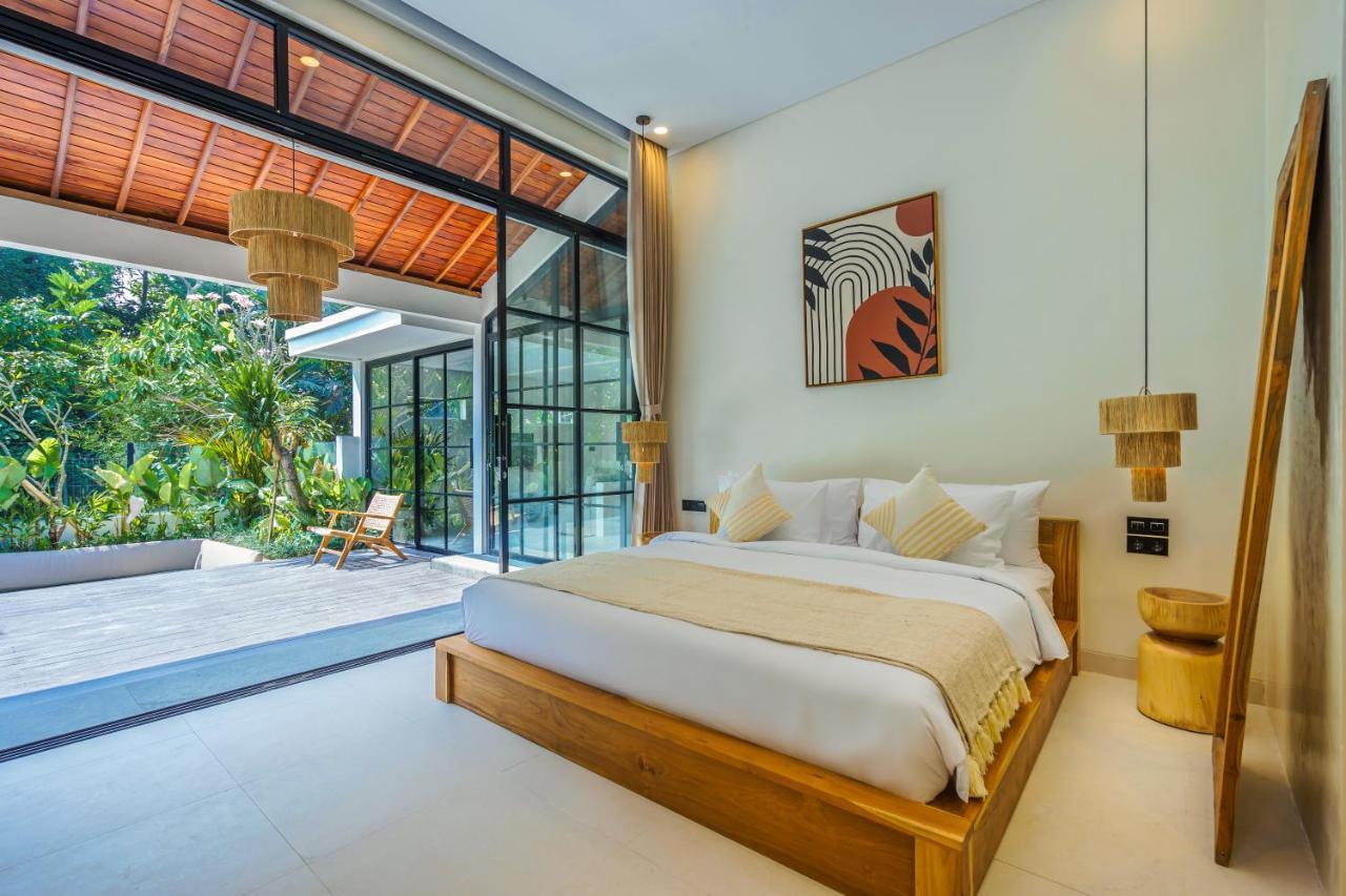 Cahya 2 - New 4bdr Villa Canggu (Bali)